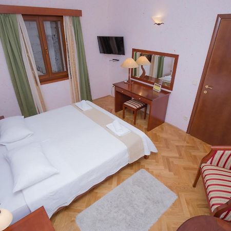 Rooms Plava Laguna Primošten Eksteriør billede